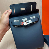  everyday bag interior and compartment view 9