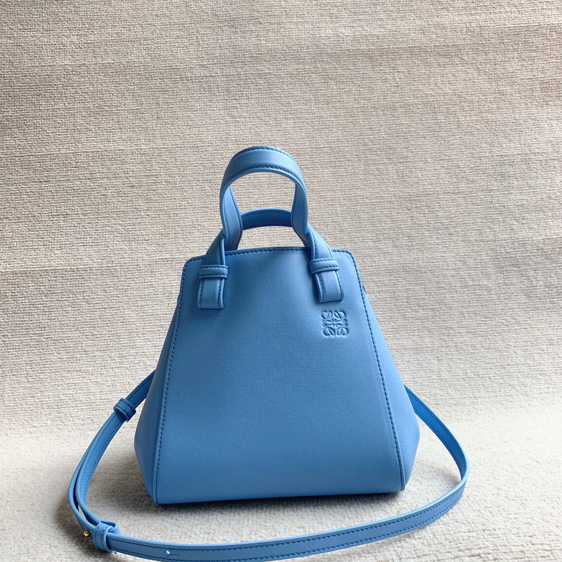 Ziva's Charm handbag – detail view (20cm*20cm*18cm)