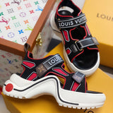Styling view of Louis Vuitton luxury piece style No.114