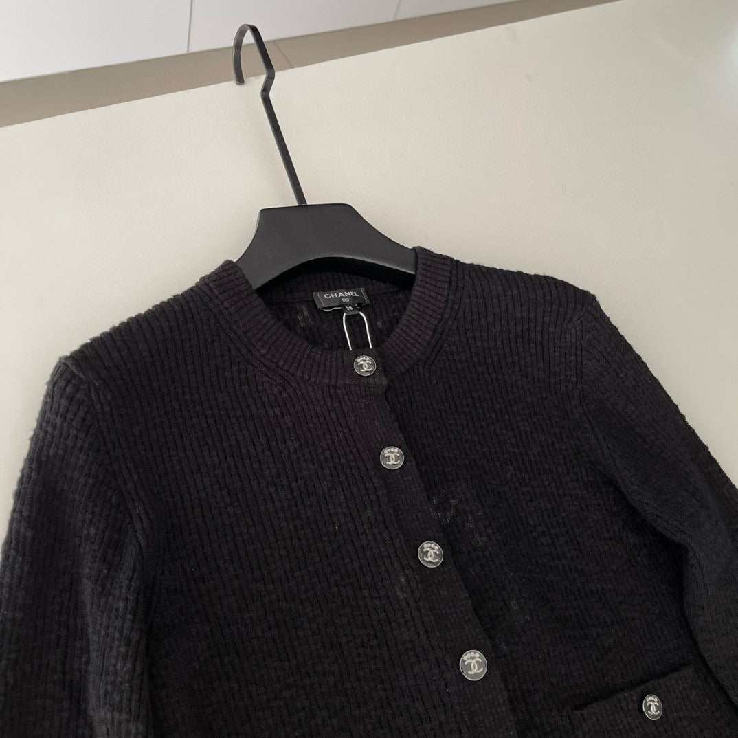 Chanel Sweaters? Chanel Cardigan Luxury Designer Knit Sweater