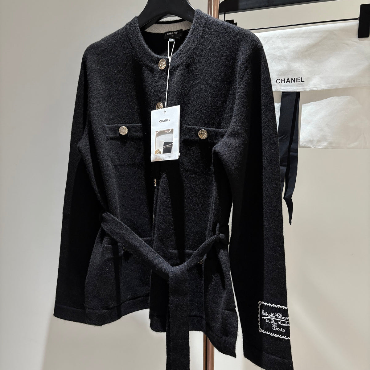 Chanel Sweaters? Chanel Cardigan Luxury Designer Knit Sweater