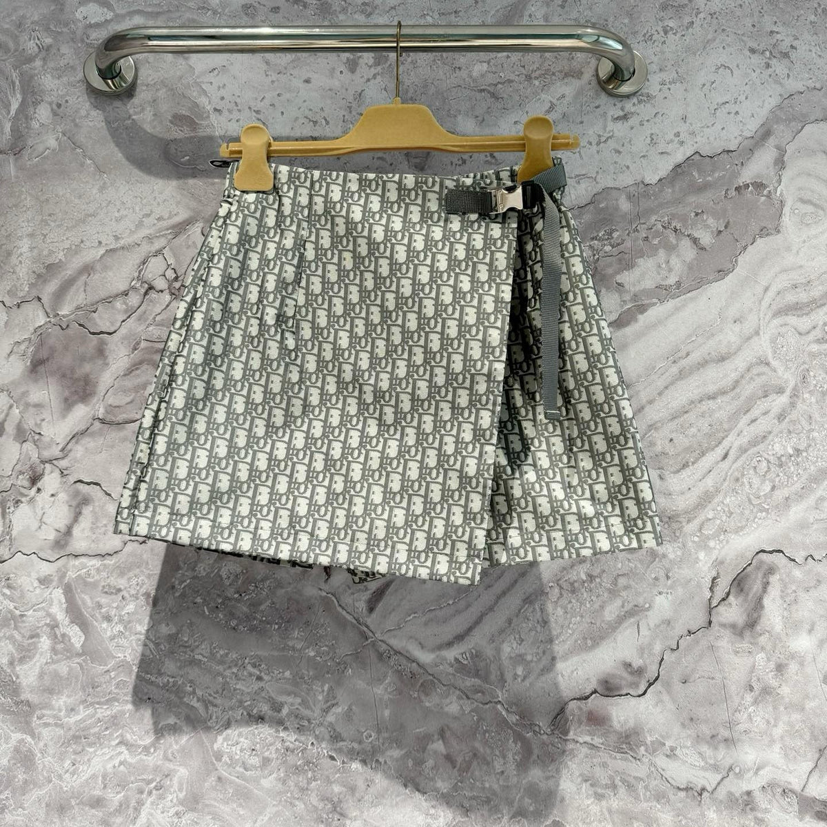 Christian Dior Skirt-shorts – luxury designer skort at Bellvora