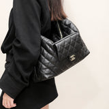 Chanel 23B Maxi Hobo Bag – luxury designer bag at Bellvora