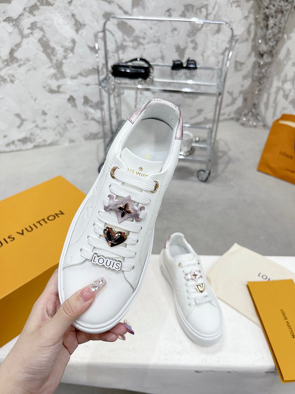 Louis Vuitton shoes Style 359 - sole and craftsmanship detail