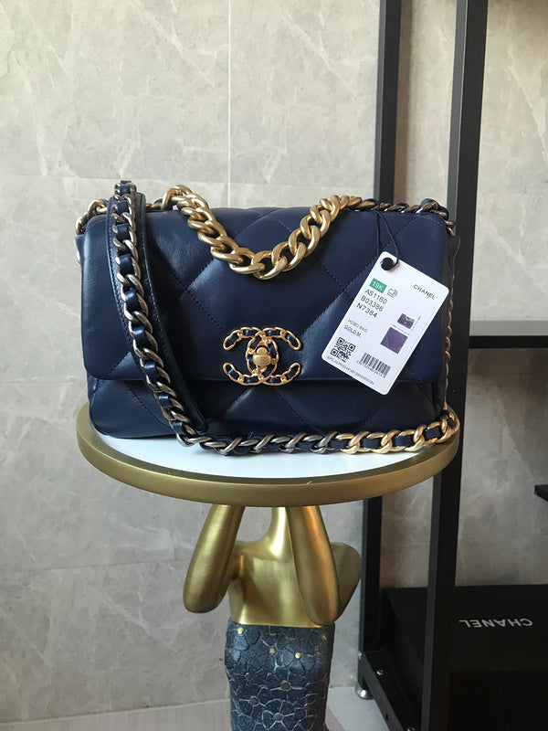  handbag, mid everyday style, image 1