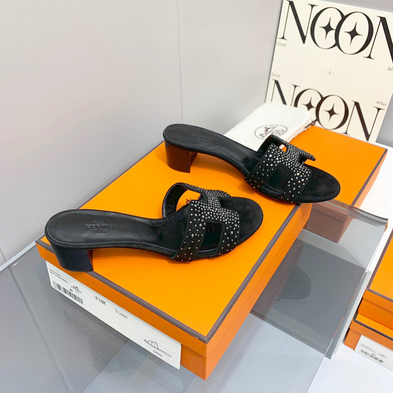 Hermès Grey Espadrille Wedge Sandals - Toe Detail View