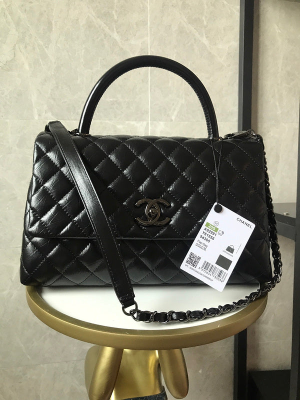  spacious purse view 7