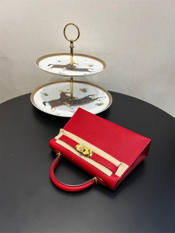 Interior view of structured premium bag