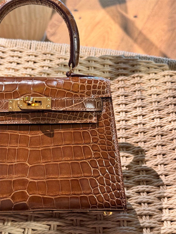Side view of balanced structured handbag