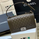  women's handbag, versatile design, view 4