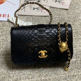  mid purse view 1