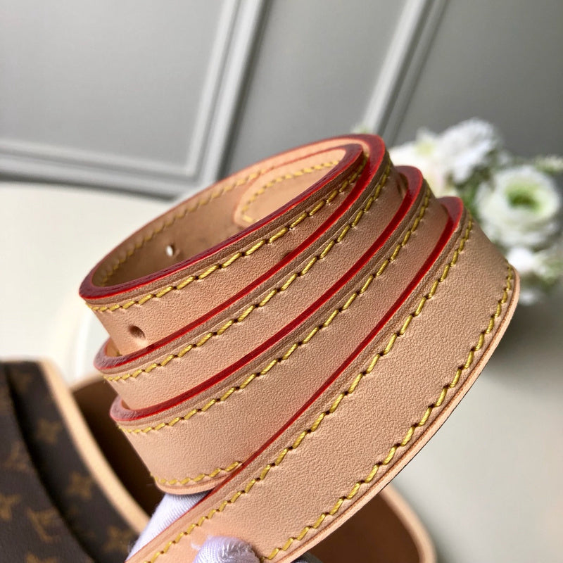 Back view of statement sleek women's handbag – women's premium purse
