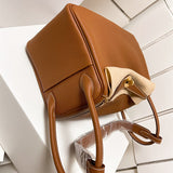 top-handle bag close-up of hardware and finish 11