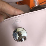  structured bag close-up of hardware and finish