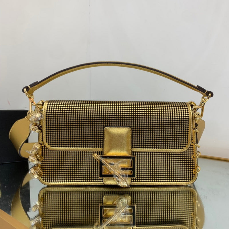 Ziva's Charm handbag – front view (26cm*13cm*6cm)
