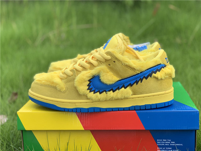 Nike Men's & Women's Signature Luxury Sneakers — Style 084 side view