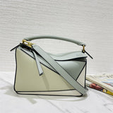 Ziva's Charm handbag – interior view (24cm*16cm*10cm)