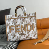 Ziva's Charm handbag – interior view (36cm*17cm*31cm)
