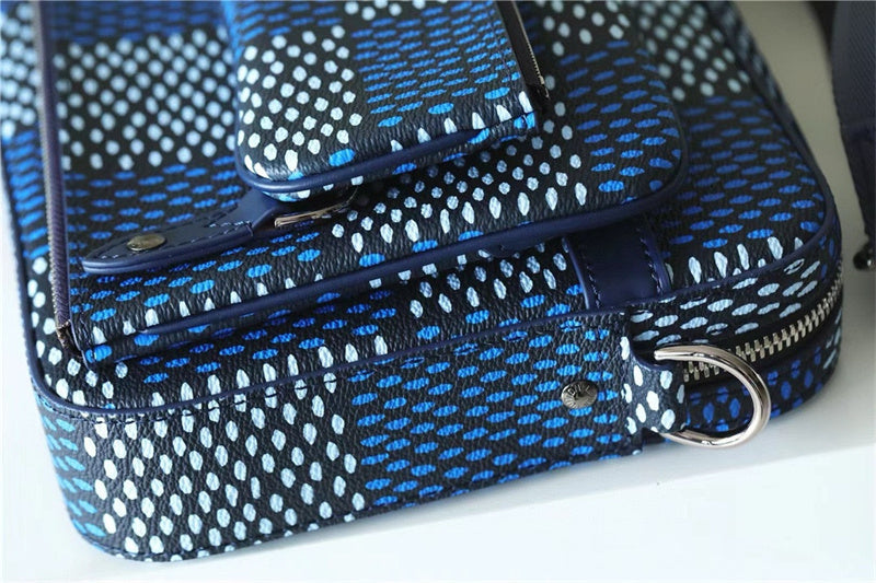  Everyday crossbody bag carried on shoulder