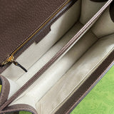 Close-up detail of chic classic women's handbag – women's luxury handbag