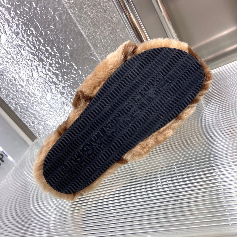 Balenciaga sandals Style 002 - logo and branding close-up