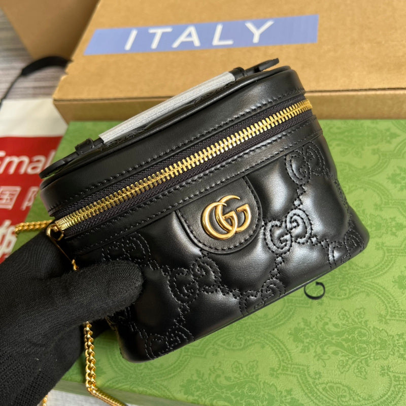 Back view of everyday-luxe modern women's handbag – women's statement bag