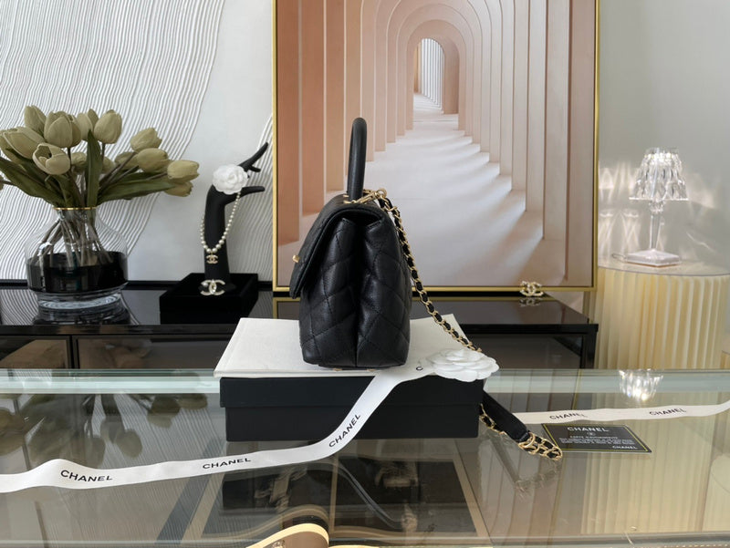  women's handbag, mid design, view 5
