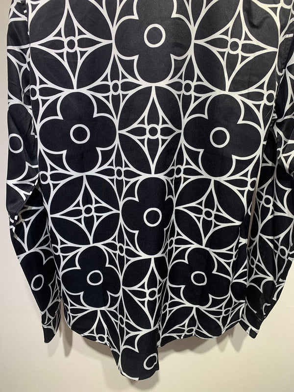 Back view of Louis Vuitton cotton t-shirt with signature branding
