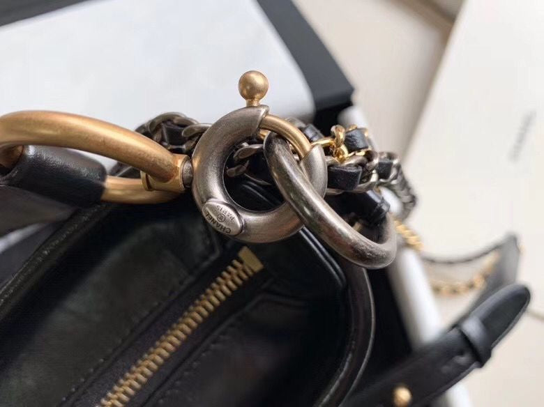  women's handbag, mid design, view 5