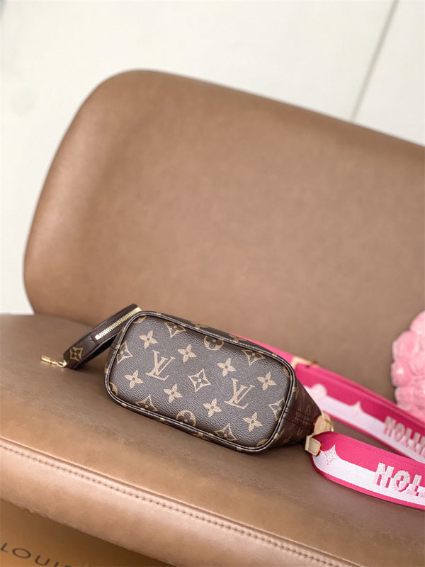  modern carryall bag detail view showing craftsmanship 14