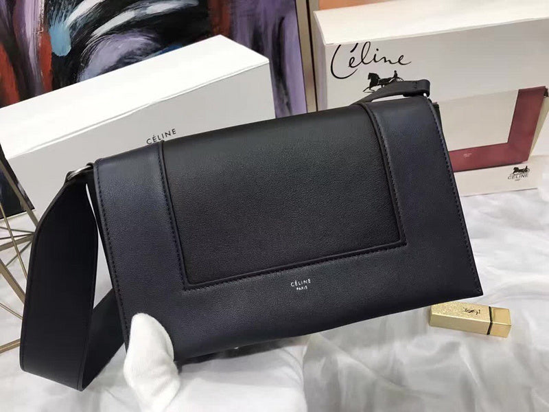 Close-up detail of statement refined women's handbag – women's luxury accessory