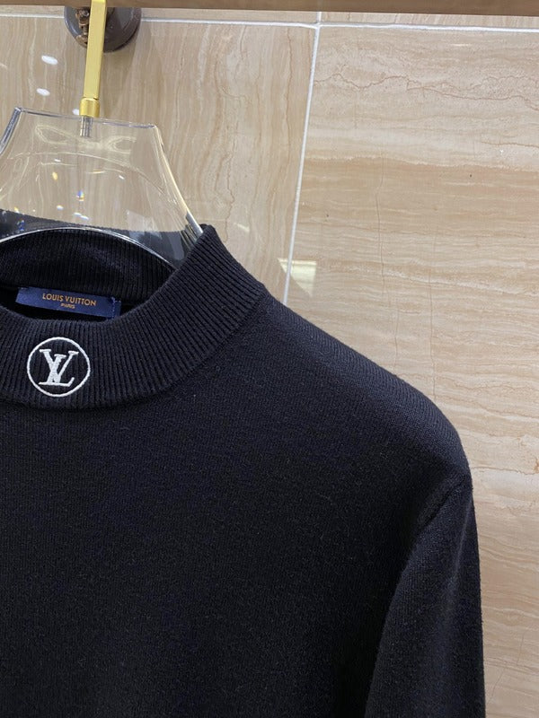 Full styled look of Louis Vuitton luxury clothing with streetwear-inspired cut