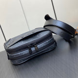  signature structured bag detail view showing craftsmanship 14