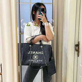 Zivas Charm Refined Structure Everyday Handbag (Statement-Ready Design) – Detail View