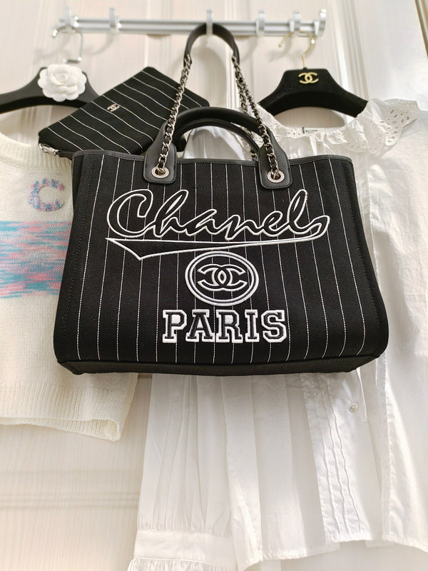  handbag, spacious everyday style, image 9