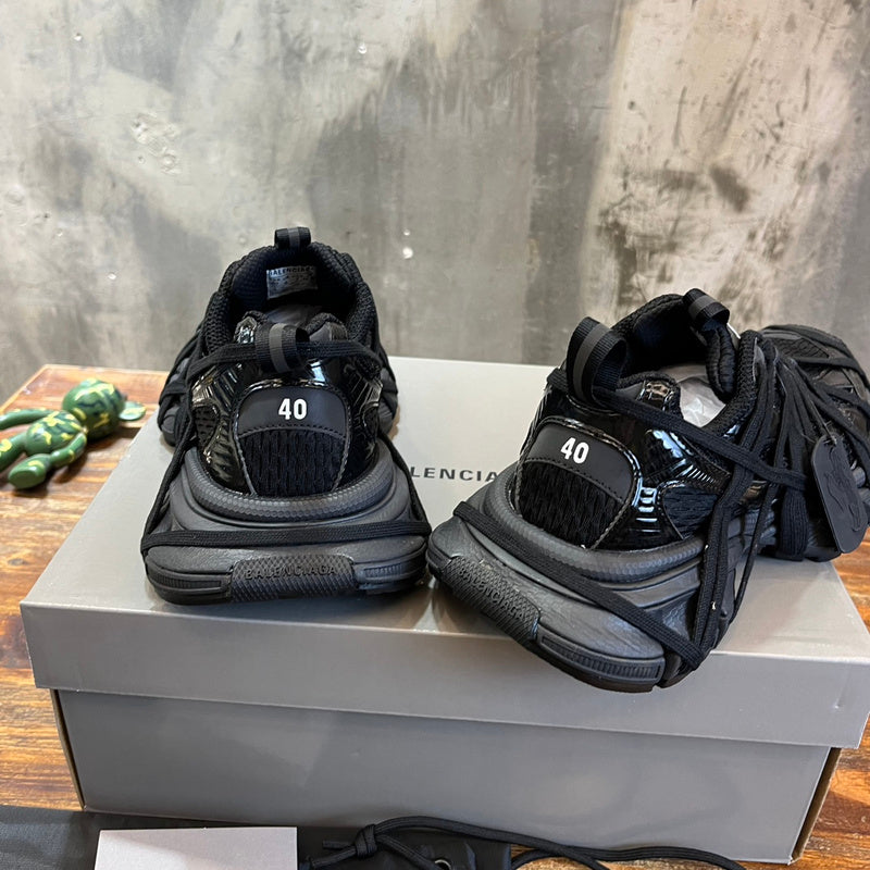 Balenciaga shoes Style 029 - packaging and accessories