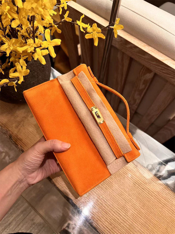  structured bag interior and compartment view