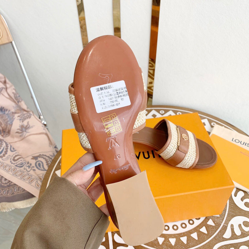 Louis Vuitton shoes Style 343 - logo and branding close-up