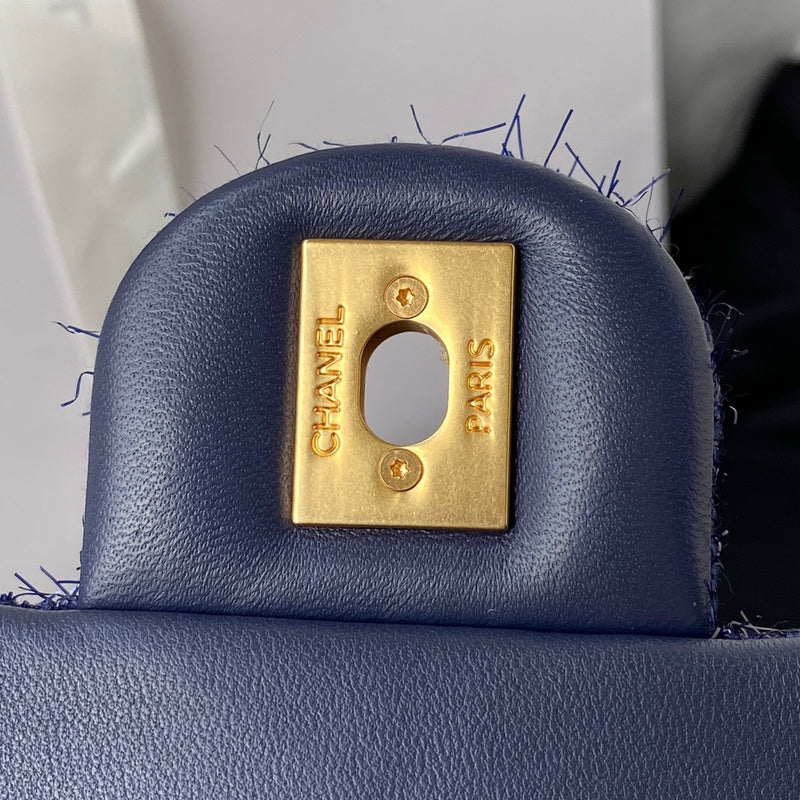  mid purse view 5
