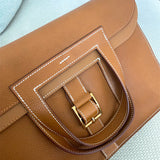  Minimalist handbag carried on shoulder 10