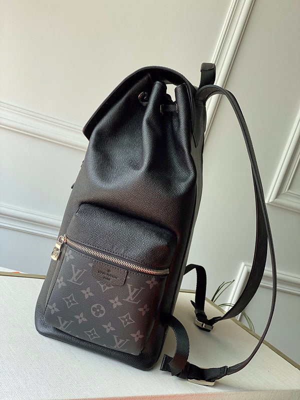 Close-up detail of classic signature women's handbag – women's designer-style accessory