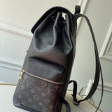 Close-up detail of classic signature women's handbag – women's designer-style accessory
