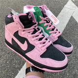 Nike Men's & Women's Iconic Street Trainers — Style 203 hardware detail