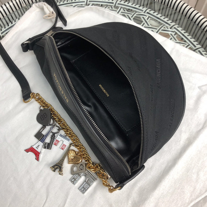 Interior view of polished chic women's handbag – women's everyday handbag