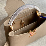  signature carryall bag detail view showing craftsmanship 8