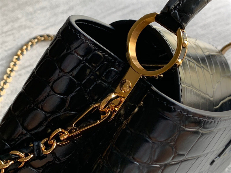 elegant tote bag styled with outfit 18