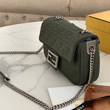 Ziva's Charm handbag – close-up view (Standard Size)