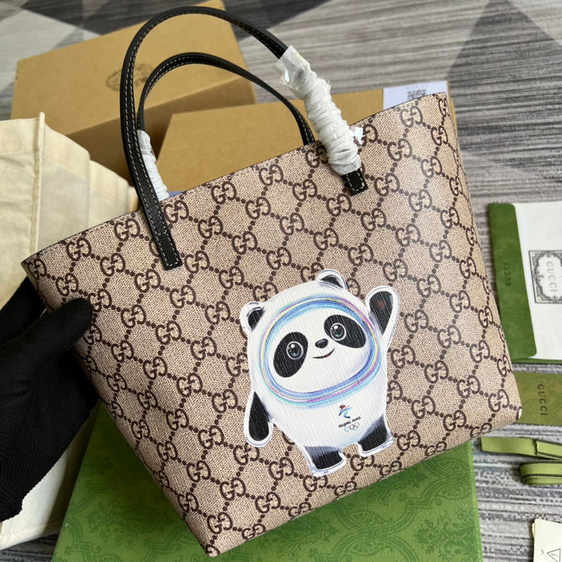 Front view of chic classic women's handbag – women's everyday handbag