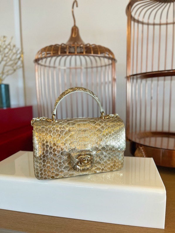  mid purse view 4