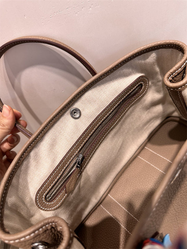  statement everyday bag styled with outfit